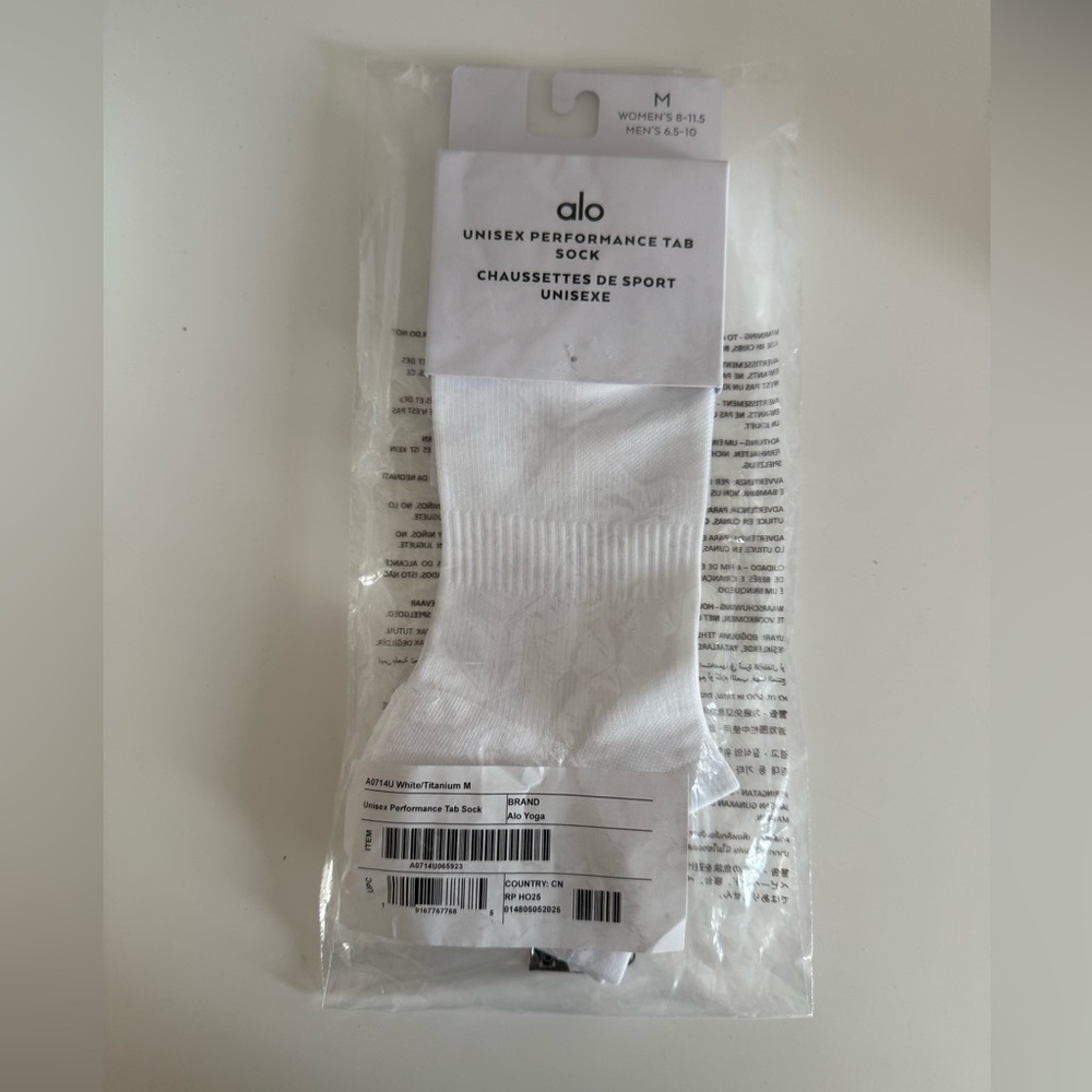 Alo Yoga Unisex Performance Tab Sock